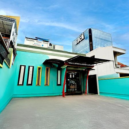 Hotel O Tegalsari Near Tunjungan Plaza Surabaya Dış mekan fotoğraf